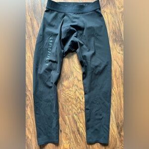 Lululemon men’s license to train tight leggings medium